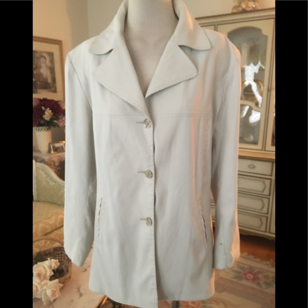 Cs Signature Good Condition Cream Color Overcoat … - image 1